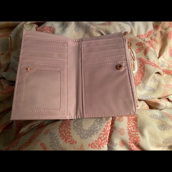 Wallet - Picture 4 of 4